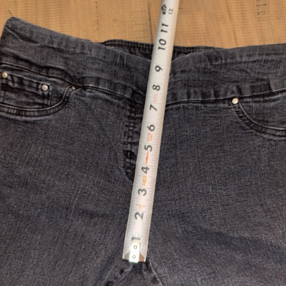 Ruby Rd. Dark Gray black pull on Jeans 10P EUC! - Picture 6 of 7